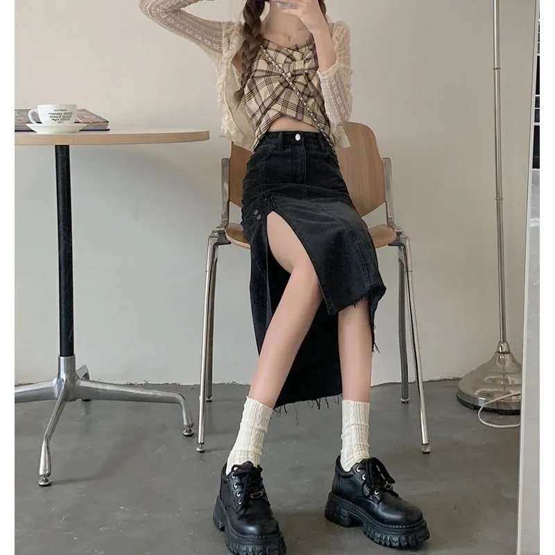 A-Line Retro High-Waisted Split Thigh Denim Skirt