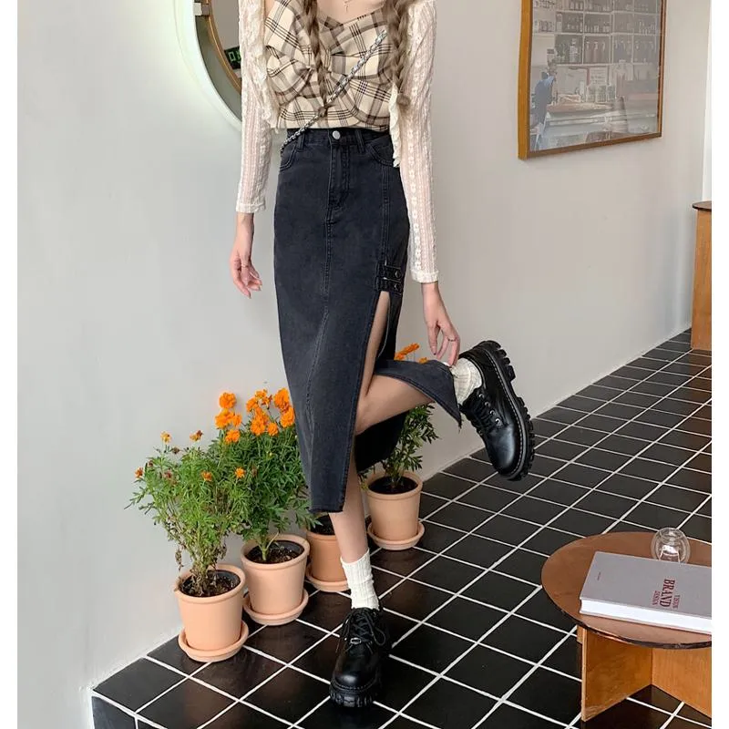 A-Line Retro High-Waisted Split Thigh Denim Skirt
