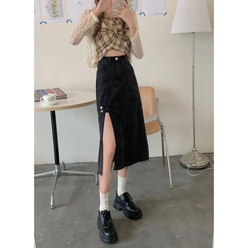 A-Line Retro High-Waisted Split Thigh Denim Skirt