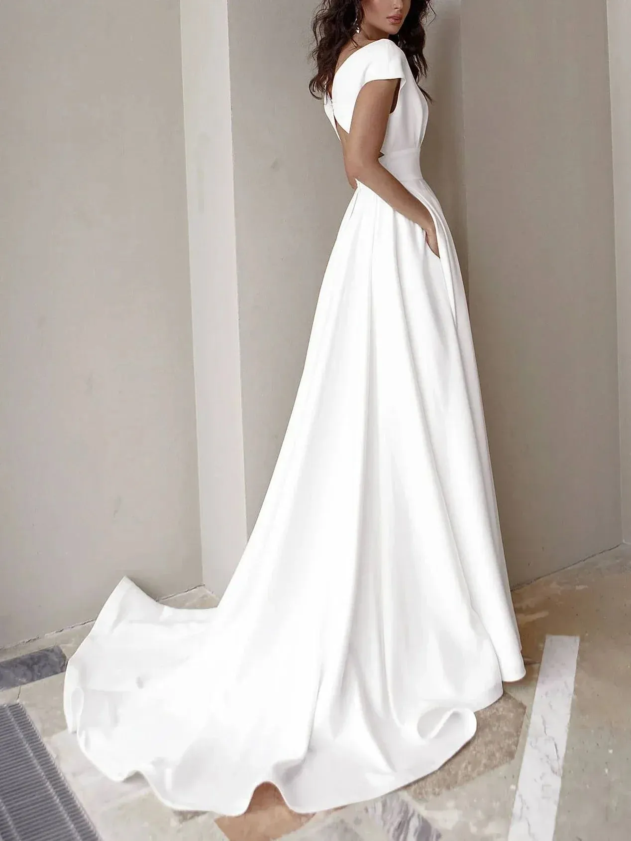 V-neck Ruffled Evening Long High Waist Elegant Party 2024 New Sexy Irregular Solid Graduation Prom Dress